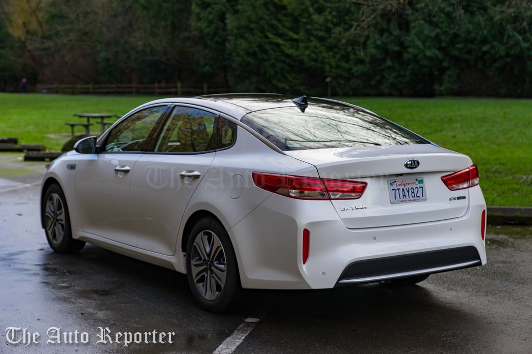 2017 Kia Optima Hybrid EX Review | The Auto Reporter